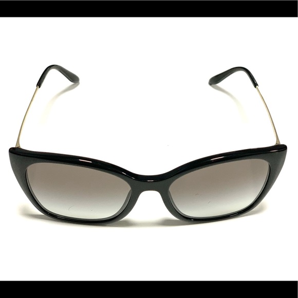 Prada sunnies. - Picture 2 of 4